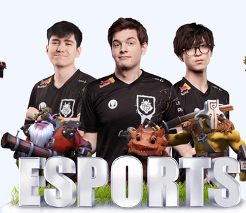 这球是点球吗？弗拉泰西倒在禁区内，裁判示意没有犯规不是点球